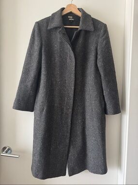 DKNY Dark Charcoal Wool Blend Coat – Size 8 (Italy Made)